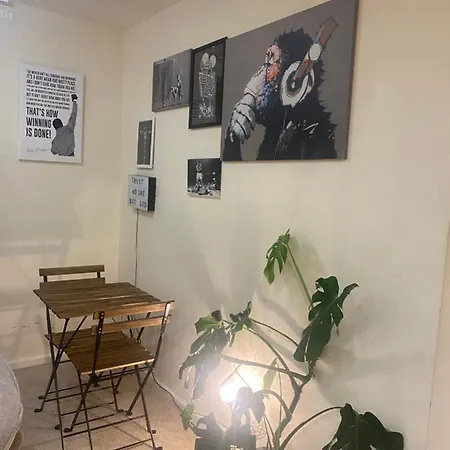 Citi Centre Loft With Secure Parking *
